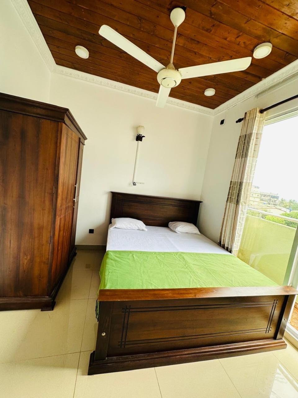 Green Tree Apartments Dehiwala-Mount Lavinia ภายนอก รูปภาพ